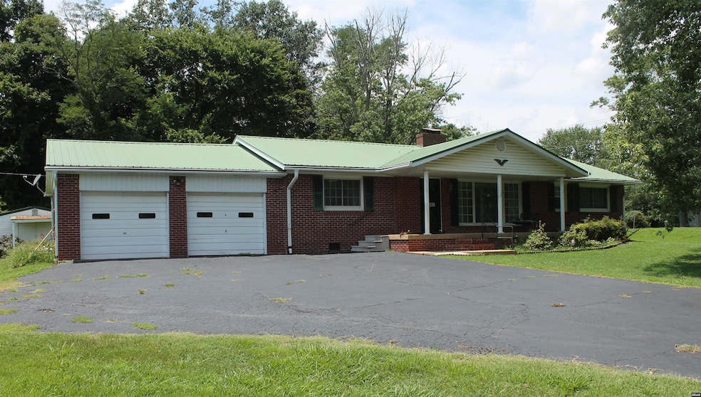 724 Morrow St, Dresden, TN 38225 - photo 1