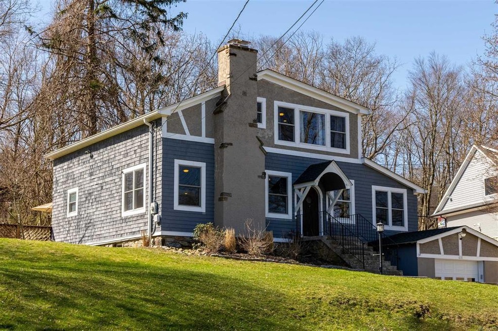 618 S Lakeshore Dr, Carmel, NY 10512 - photo 1