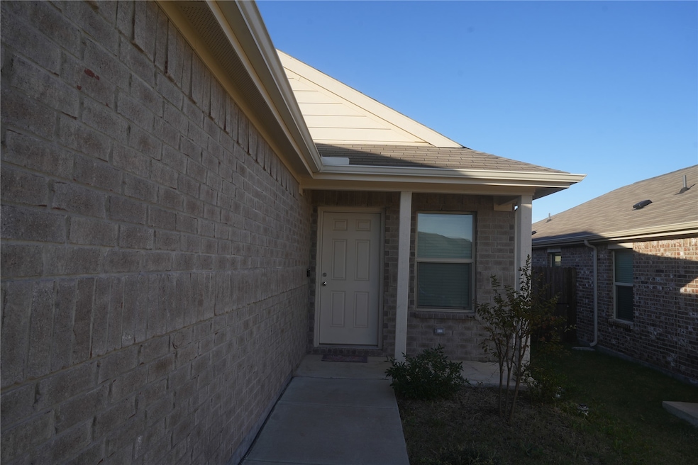 3480 Mildren Bend, Crandall, TX 75114 - photo 1