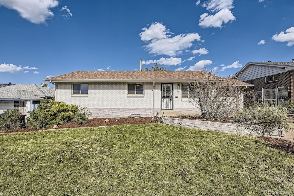 For Sale $589,000 • Co-Listing Agent