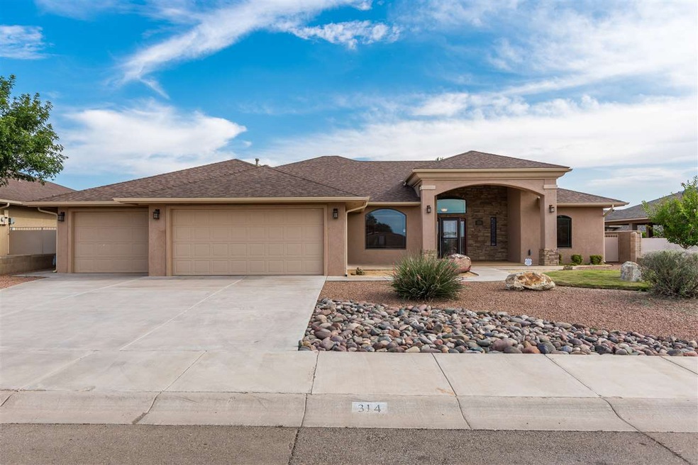 314 Casa de Suenos, Alamogordo, NM 88310 - photo 1