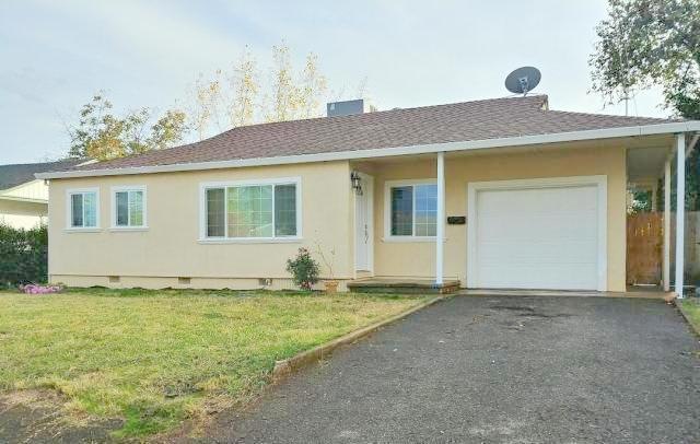 1112 5th St, Redding, CA 96002 - photo 1