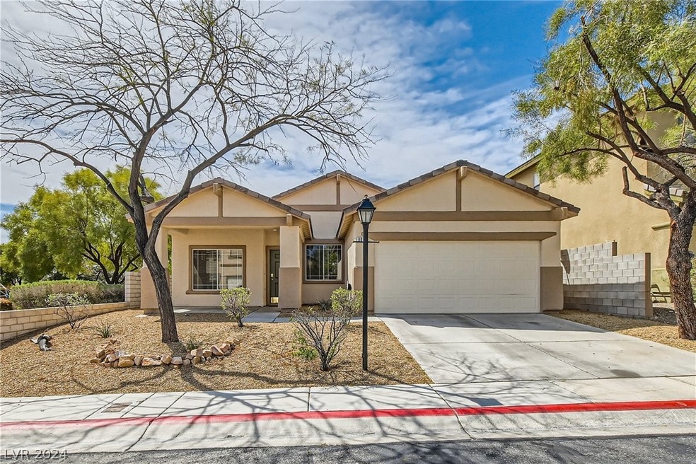 Freshly painted exterior in Feb 2024 & easy care l