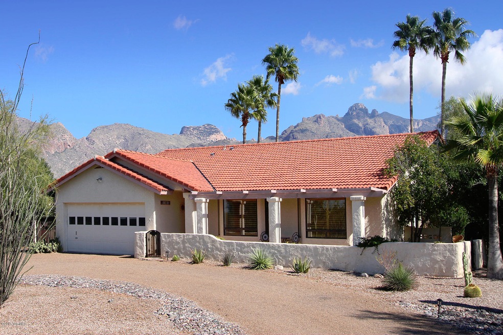 Front of House w/All Tile Roof