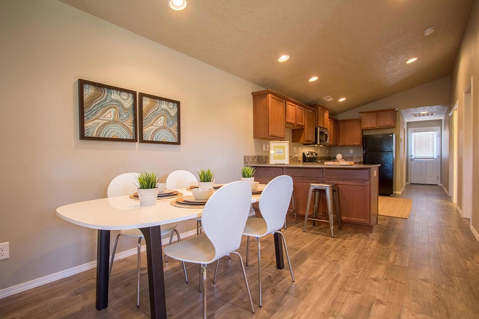 Argent Dining Room - web