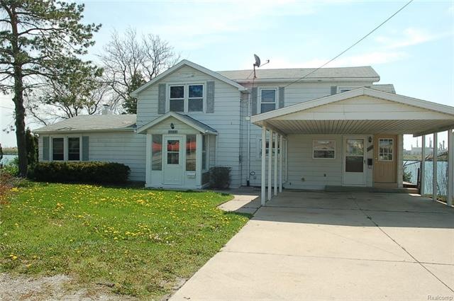 3568 Military St, Port Huron, MI 48060 - photo 1
