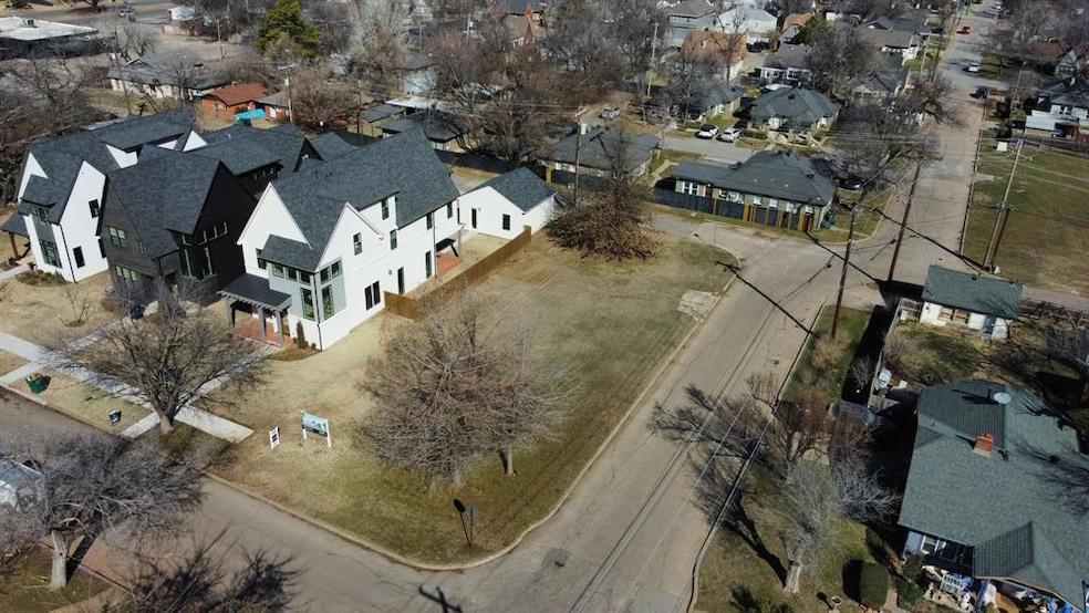 For Sale $205,000 • Co-Listing Agent