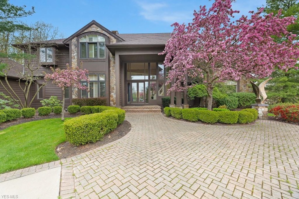 461 Berwick Cir, Aurora, OH 44202 - photo 1