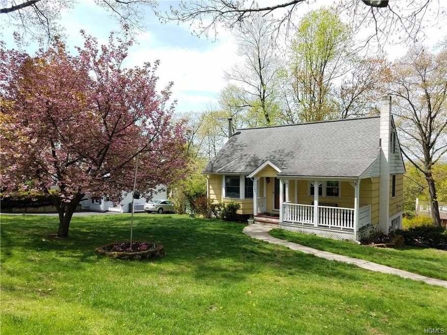 3763 Valleyview St, Mohegan Lake, NY 10547 - photo 1