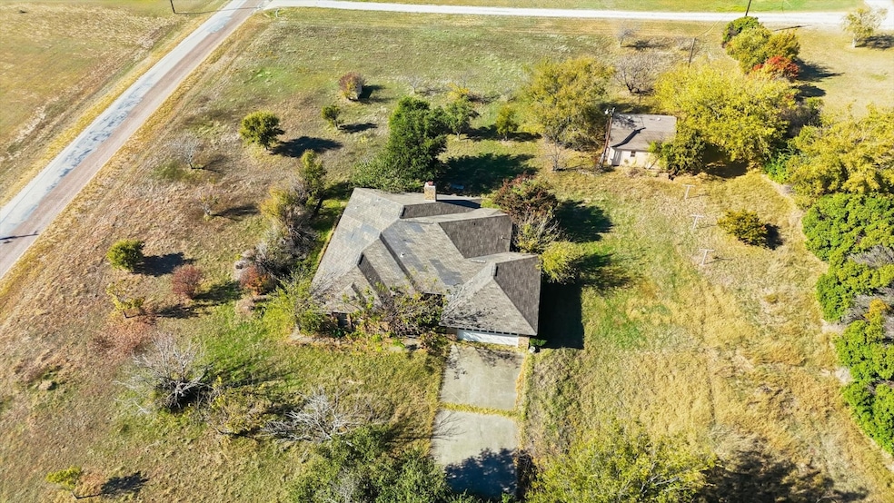 116 County Road 4651, Rhome, TX 76078 - photo 1