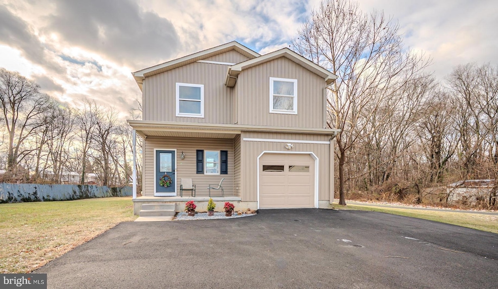 22 Kiamensi Rd, Wilmington, DE 19804 - photo 1