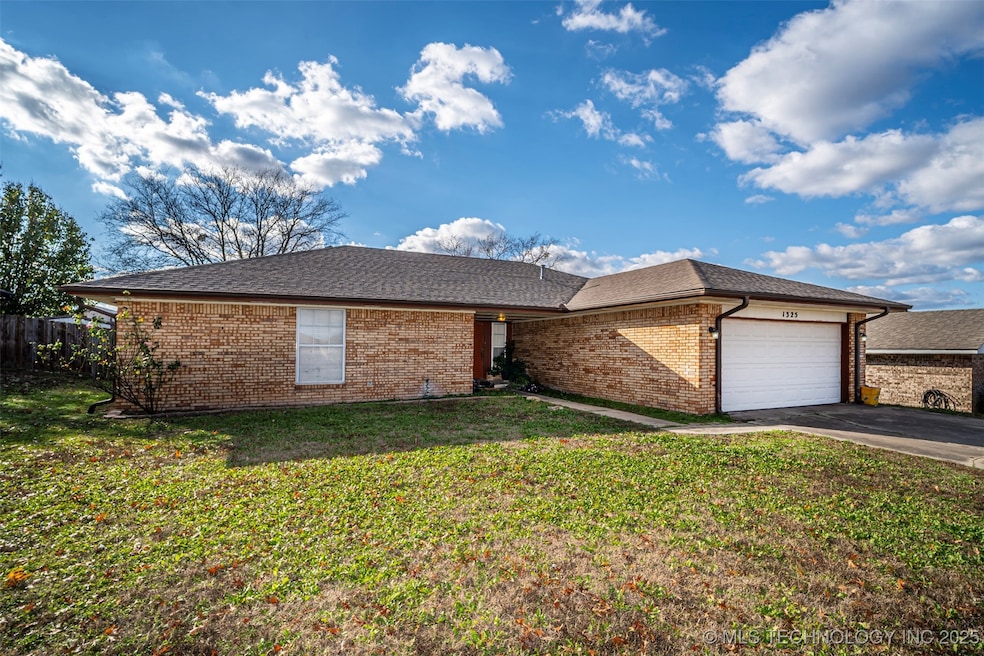 1325 Whispering Hill St, Ada, OK 74820 - photo 1