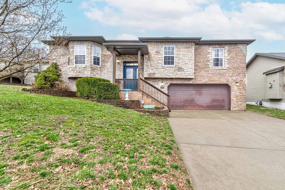 311 Pinehill Ct, Nixa, MO 65714 - photo 1