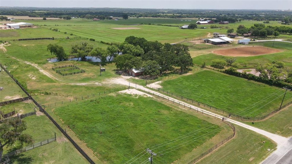 10839 Granbury Hwy, Weatherford, TX 76087 - photo 1