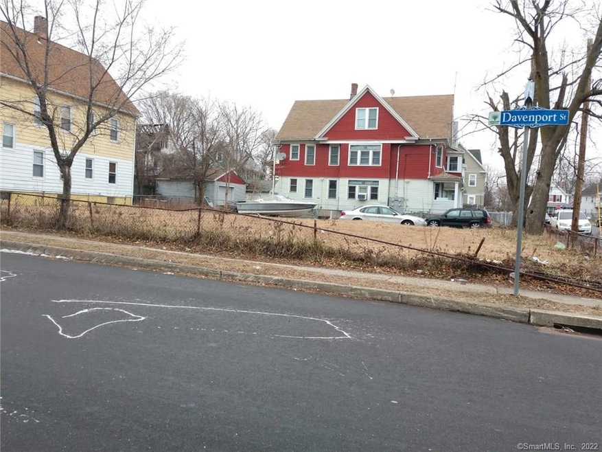 202 Davenport St, Bridgeport, CT 06607 - photo 1
