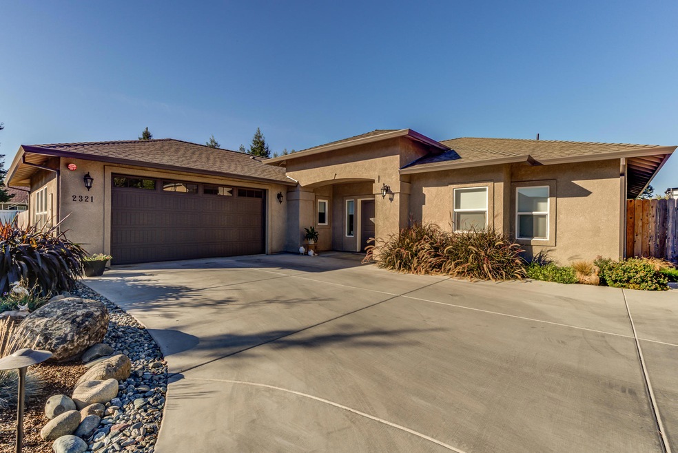 2321 Marlene Ave, Redding, CA 96002 - photo 1