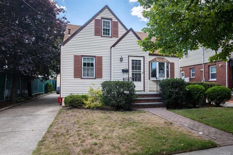 15 Euston Rd S, West Hempstead, NY 11552 - photo 1