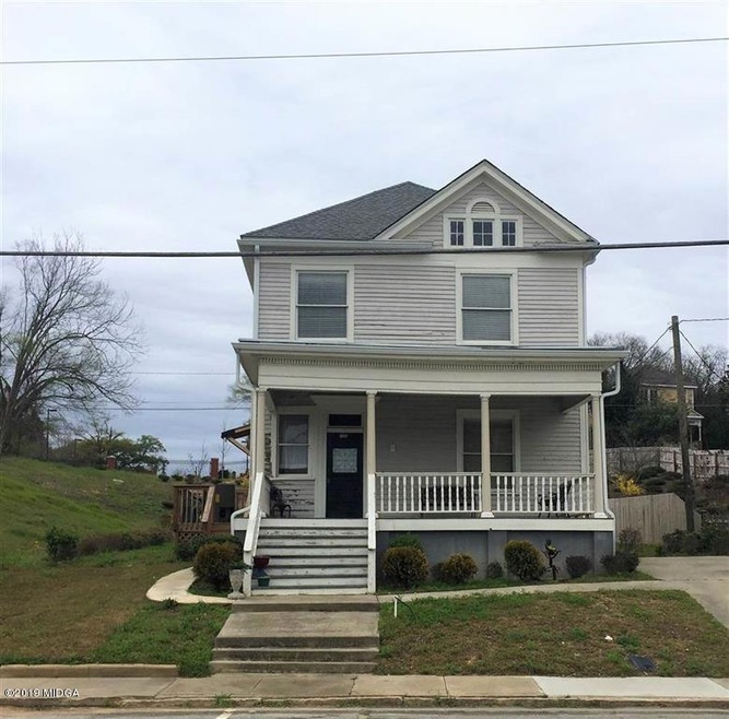 1065 Oglethorpe St unit A, Macon, GA 31201 - photo 1