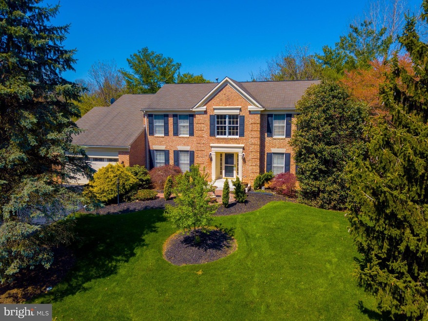 19211 Jamestown Dr, Hagerstown, MD 21742 - photo 1