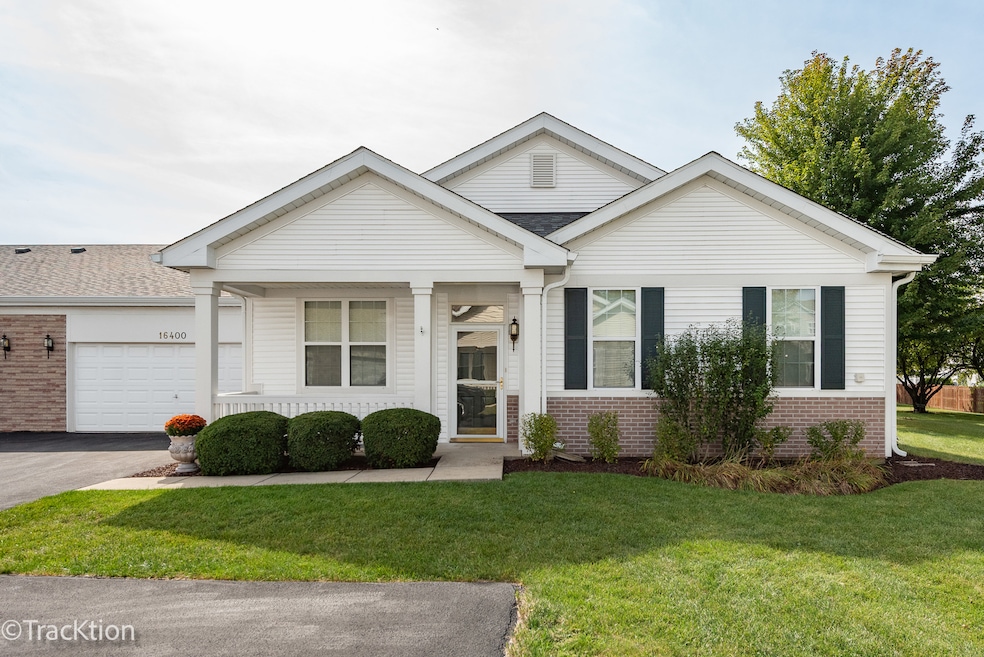 16400 Crescent Lake Dr, Crest Hill, IL 60403 - photo 1