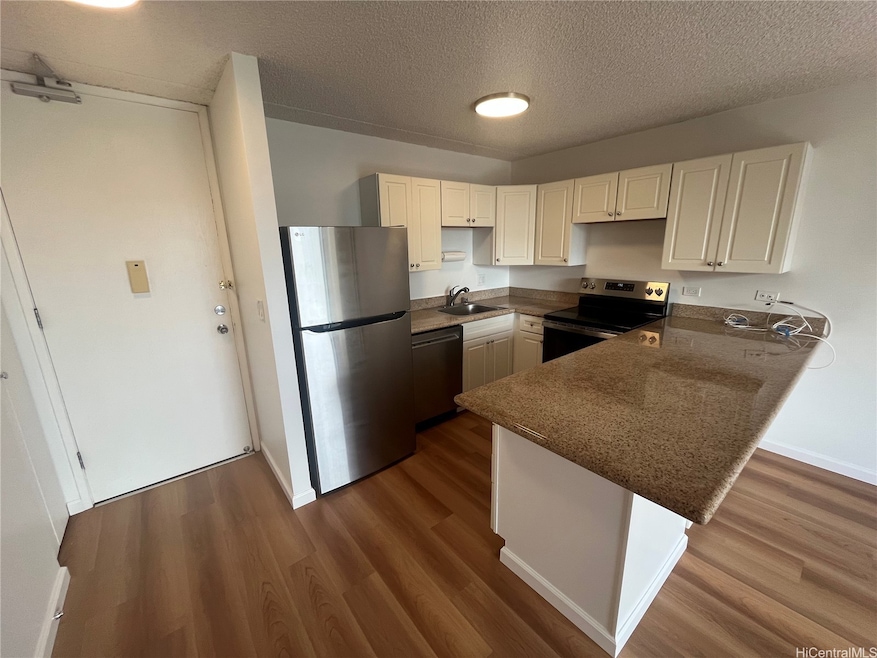 Chateau Waikiki unit 2003, Honolulu, HI 96815 - photo 1