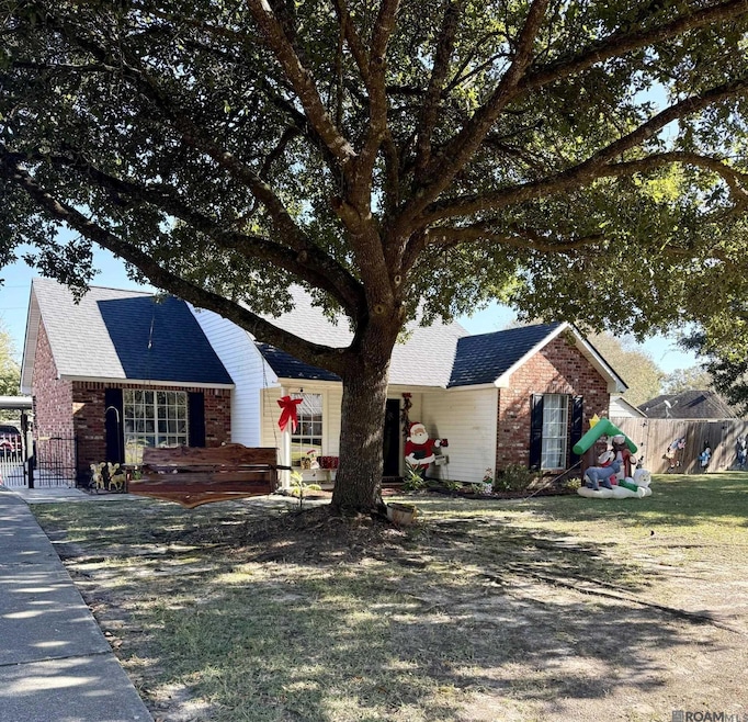 10509 Brown Rd, Denham Springs, LA 70726 - photo 1