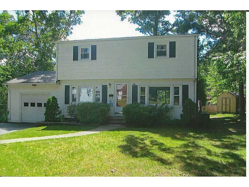 9 Tomahawk Ct, Warwick, RI 02886 - photo 1