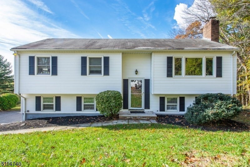 36 Hillside Rd, Hackettstown, NJ 07840 - photo 1