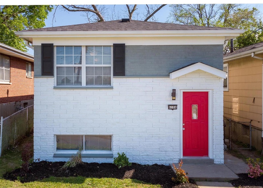 6104 Eveline St, Saint Louis, MO 63139 - photo 1