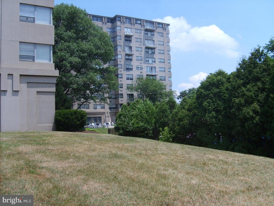Radnor House unit B1, Bryn Mawr, PA 19010 - photo 1