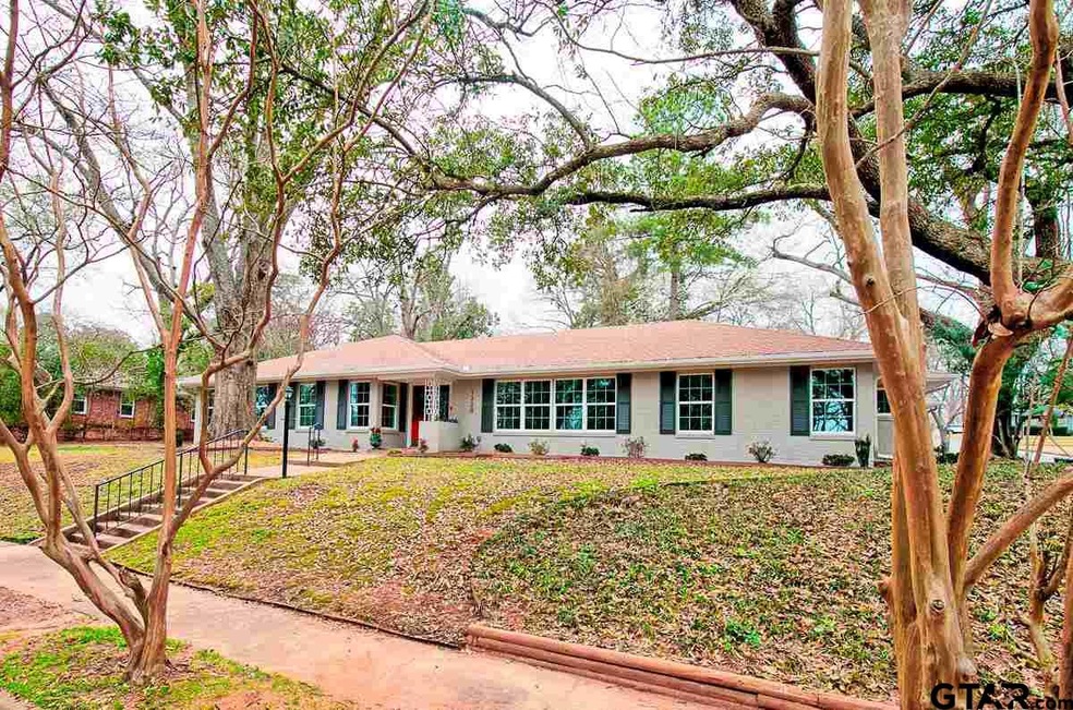 1220 1220 E Watkins, Tyler, TX 75701 - photo 1