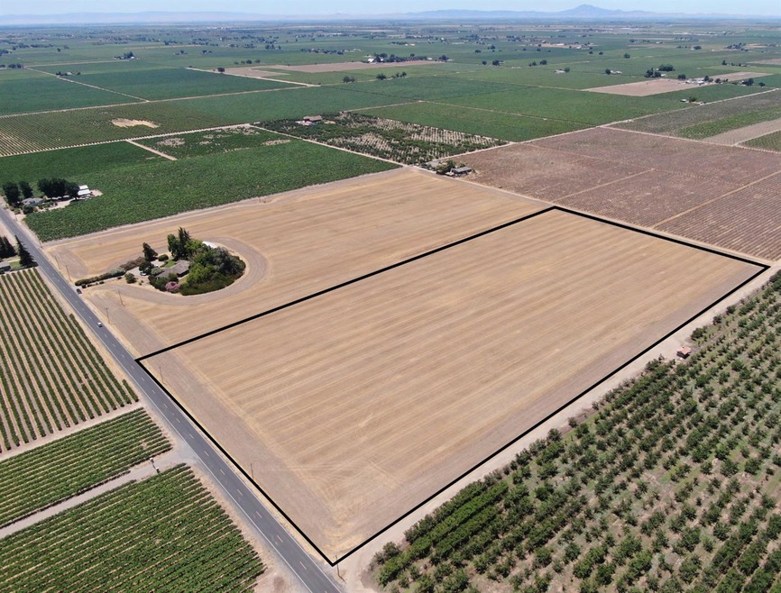 22055 N Davis Rd, Lodi, CA 95242 - photo 1