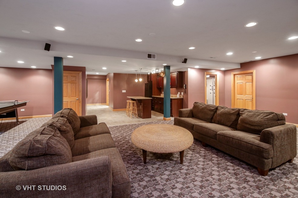 739 S 5th Ave, Des Plaines, IL 60016 - photo 1