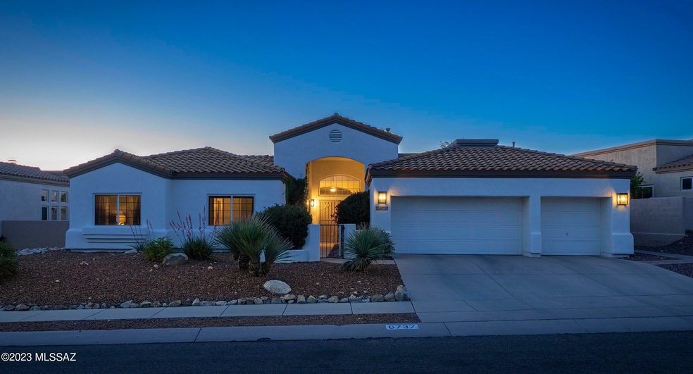 Front Exterior Twilight