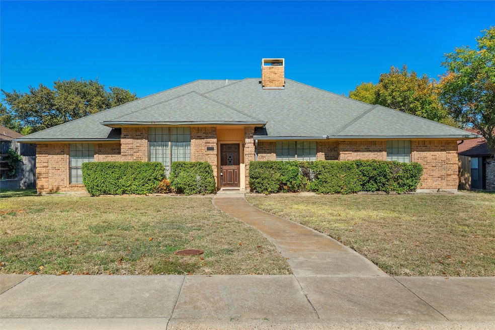 Welcome to 1203 Deer Ridge!