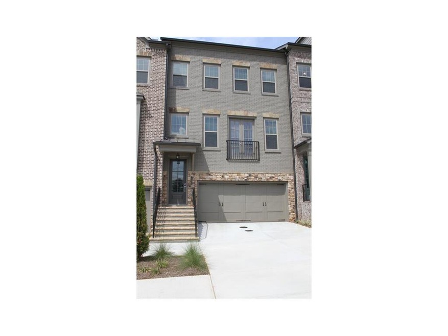 Harlow 46 Hartford Brick & Stone Exterior