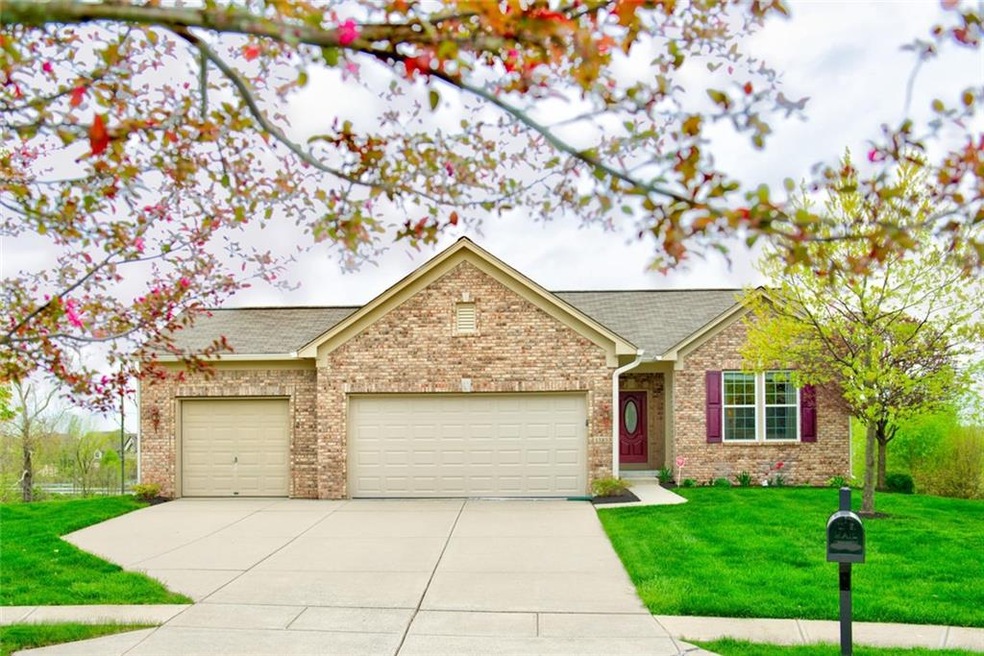 13853 Marble Arch Way, Fishers, IN 46037 - photo 1