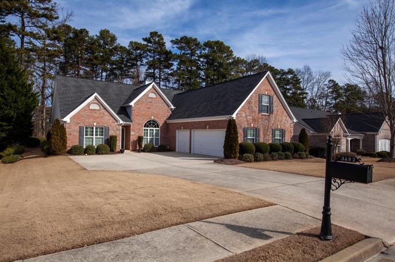 3482 Stoneleigh Run Dr, Buford, GA 30519 - photo 1