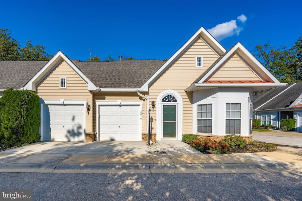 10629 Hickory Crest Ln, Columbia, MD 21044 - photo 1