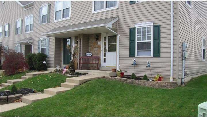 37 Bryant Dr, Perkasie, PA 18944 - photo 1