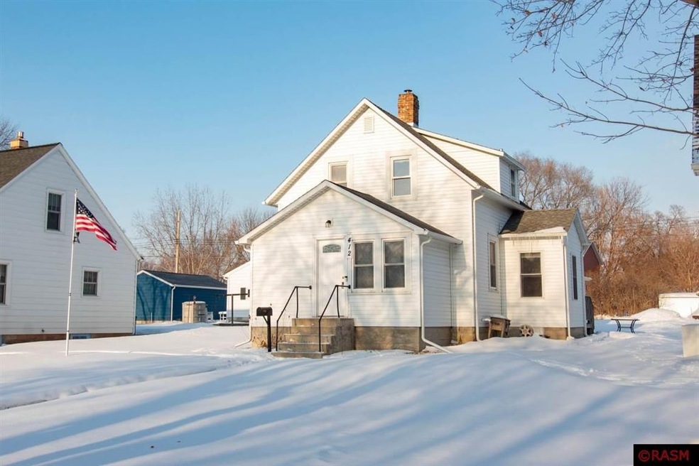 412 N Garden St, New Ulm, MN 56073 - photo 1
