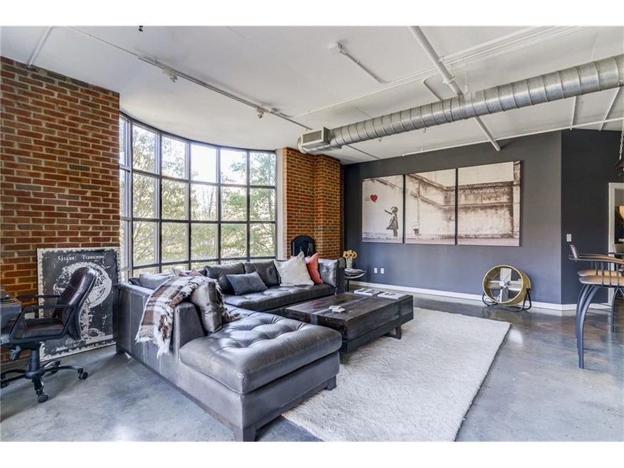 EXPOSED DUCT WORK & REAL BRICK WALL!