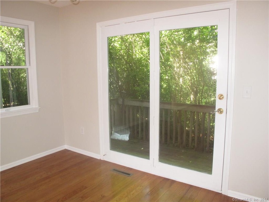 1003 Whalley Ave unit B, New Haven, CT 06515 - photo 1