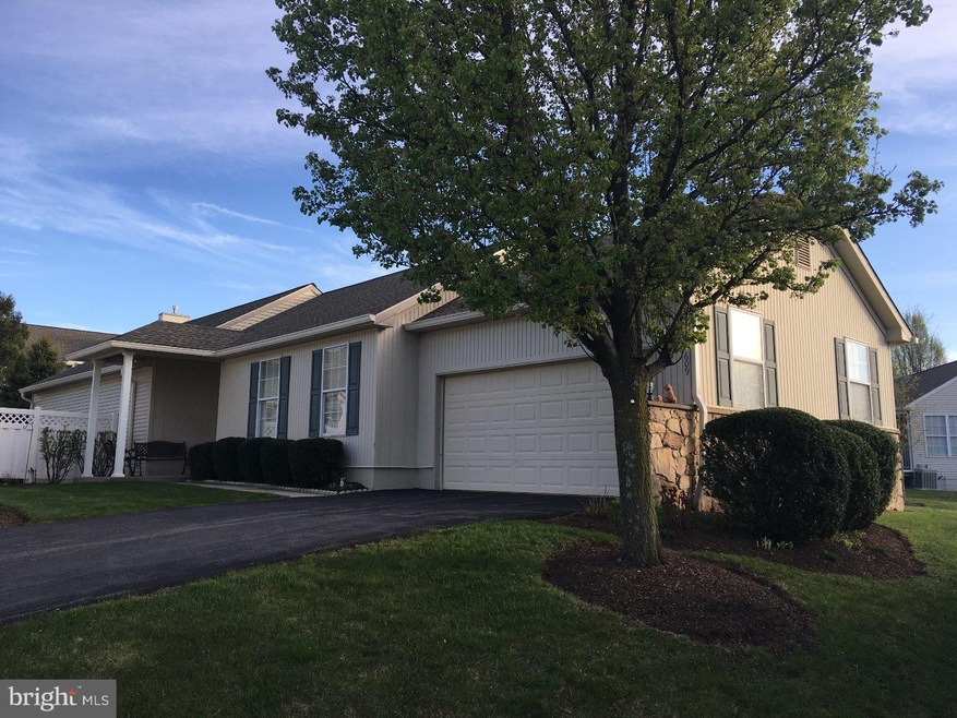 609 W Gray Fox Ln unit 452, Glen Mills, PA 19342 - photo 1