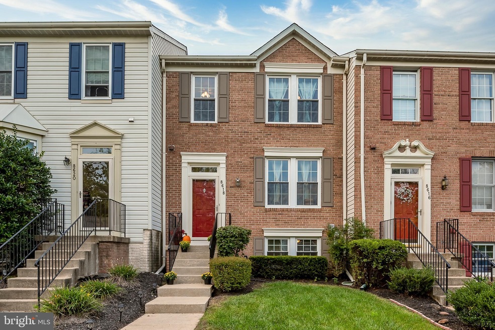 8618 Pine Meadows Dr, Odenton, MD 21113 - photo 1