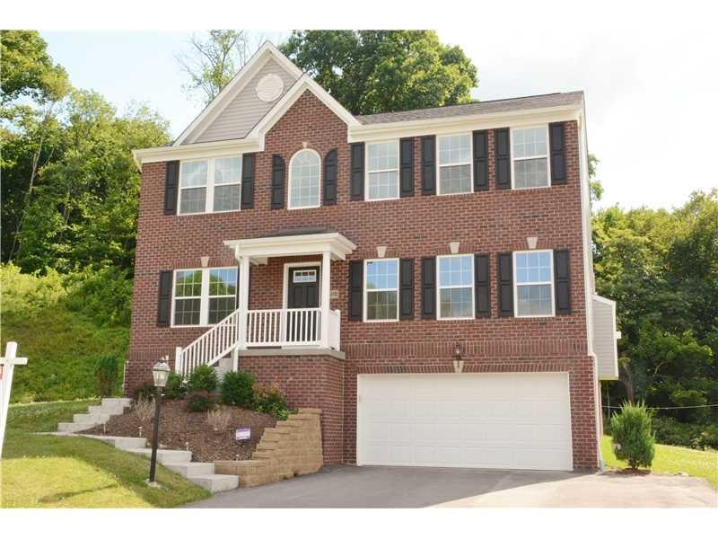 Exterior Front. Lovely curb appeal~ Right on the C
