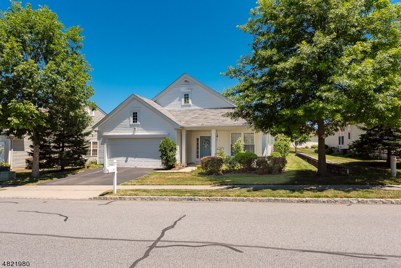 4 Weybourne Ln unit 4, Belvidere, NJ 07823 - photo 1