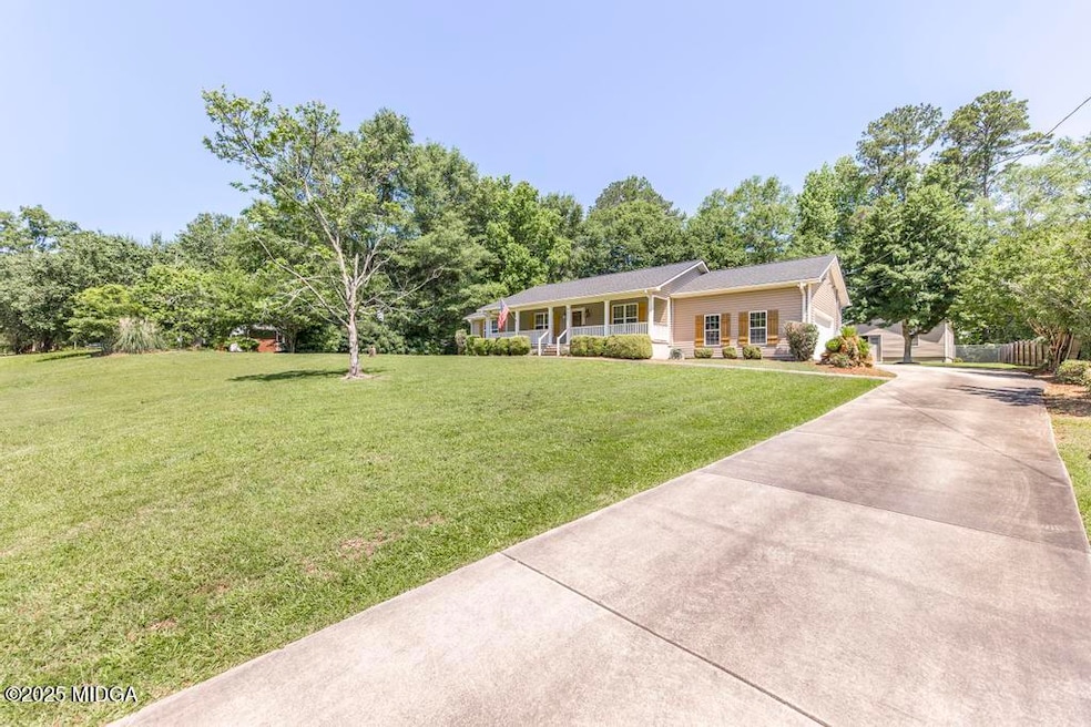 4407 Jones Rd 1