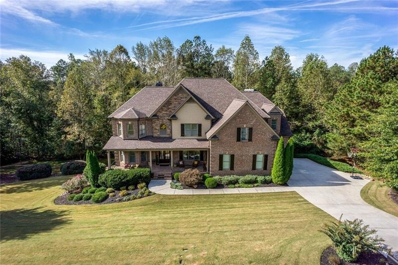 4704 Quailwood Dr, Flowery Branch, GA 30542 - photo 1