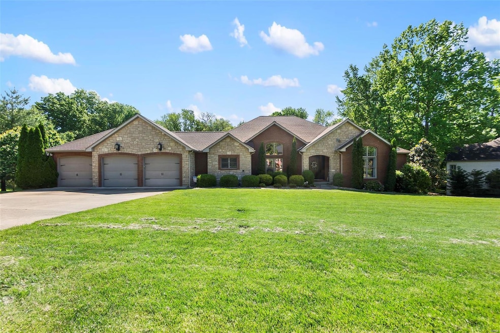 For Sale $899,000 • Co-Listing Agent